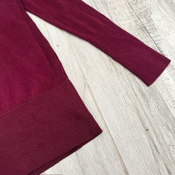Tome NYC Merino Wool Blend Neck Cut-Out Turtleneck Burgundy Sweater Medium - Picture 8 of 11